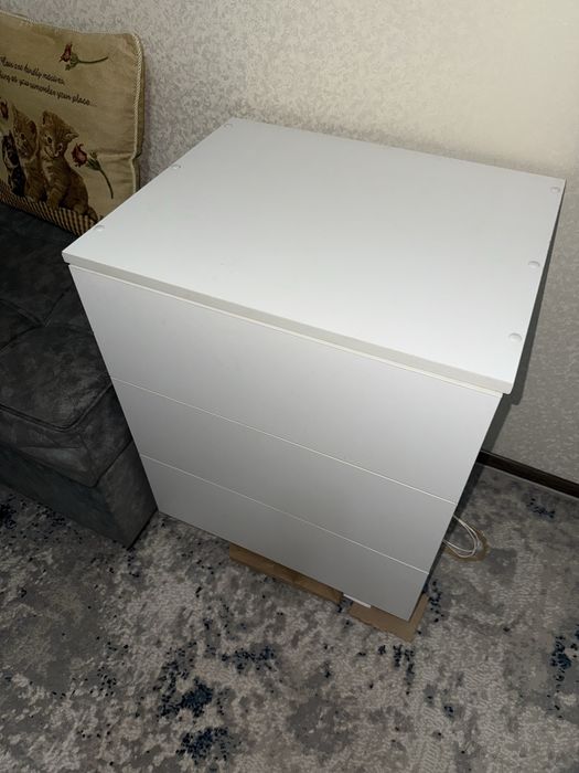 Продается белый камод