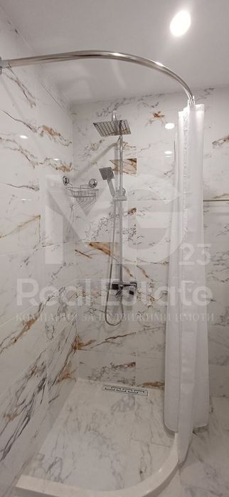 Продава се Многостаен апартамент в Пловдив, Кючук Париж - 100 кв.м за 1010 €/кв.м - Снимка #11