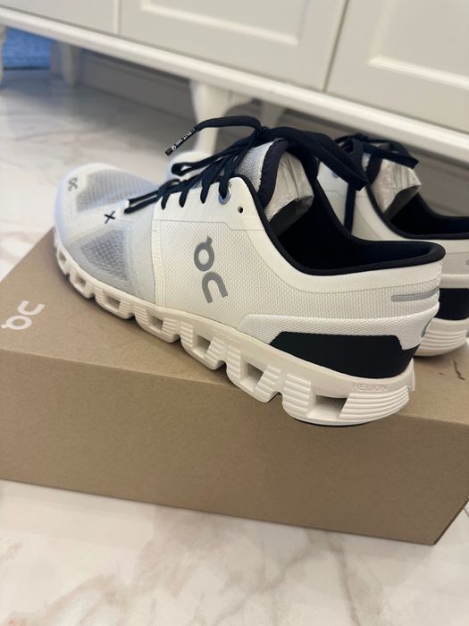 Кроссовки ON cloud 45 р оригинал