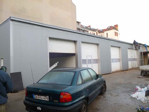 Vand hala metalica 9m x 24m complect la cheie