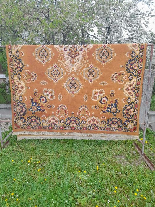 Vand  cov, de 3,5x2,5m din lana de Cisnadie