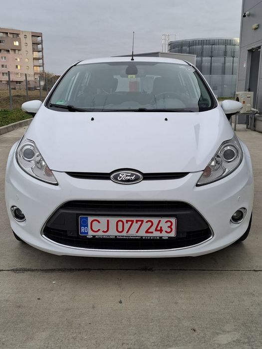 Ford Fiesta Titanium an 2011 1.6 diesel carte service jenți euro 5 Ger