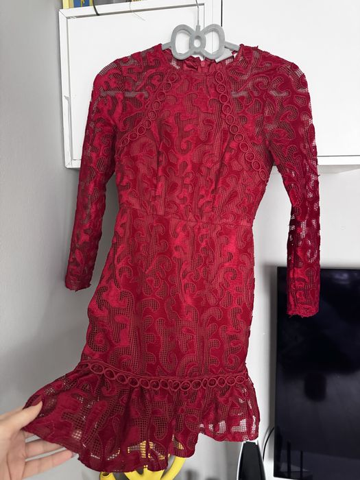 Къса червена рокля с кадифе на Asos