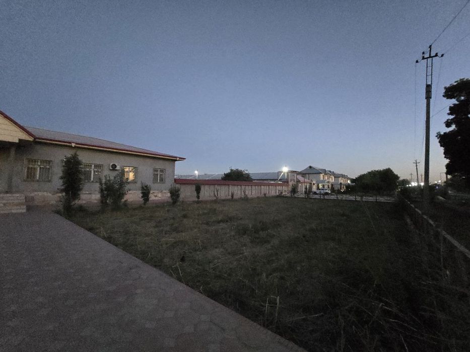 Qarshi shahrida katta baza ijaraga beriladi | 8 xona ofis + skladlar +
