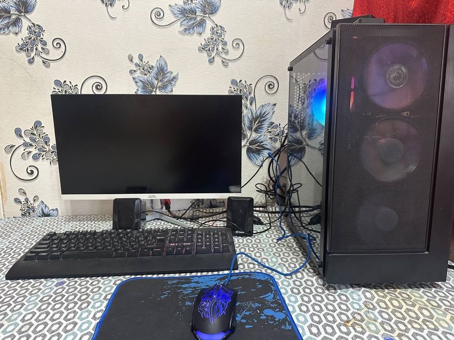 PC kompyuter ***