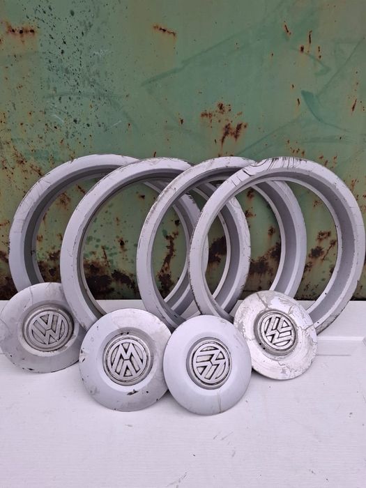 Продам колпаки на гольф