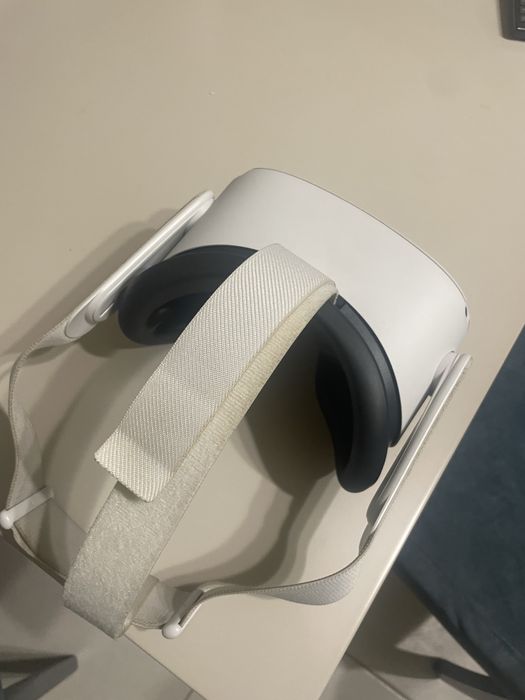 Vr oculus quest 2 de vanzare