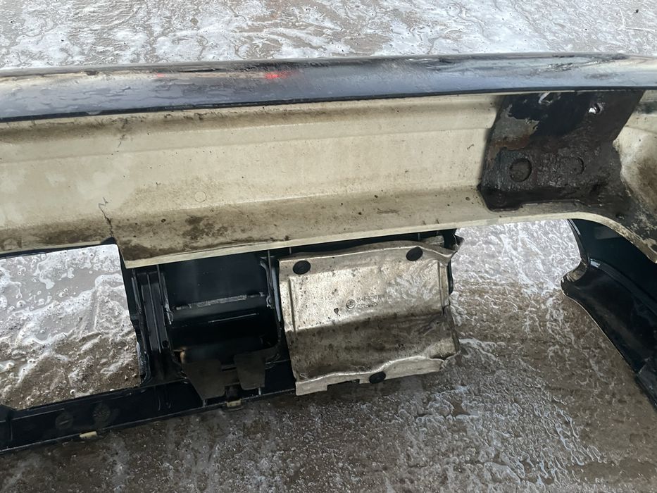 Бампер е34 М оригинал