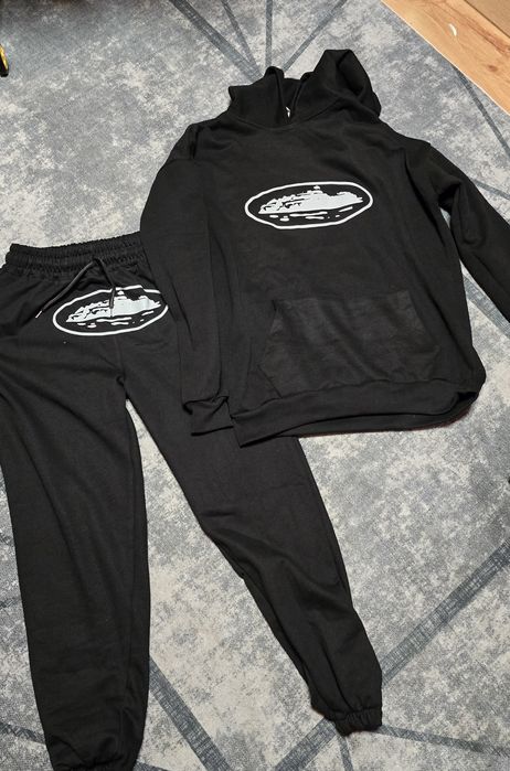 Corteiz долница и горница