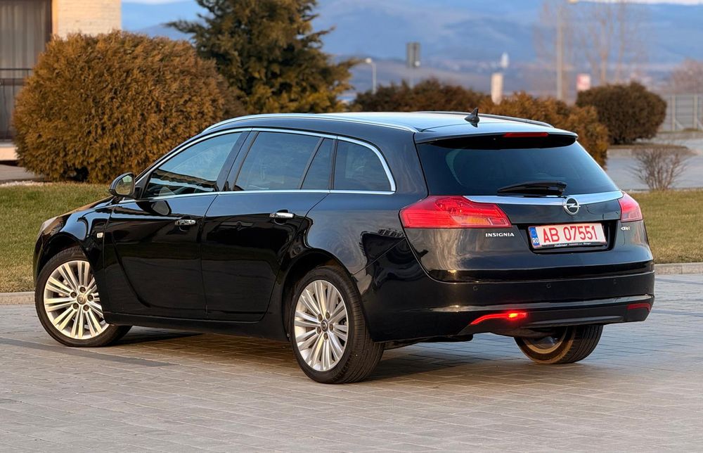 Opel Insignia 2012