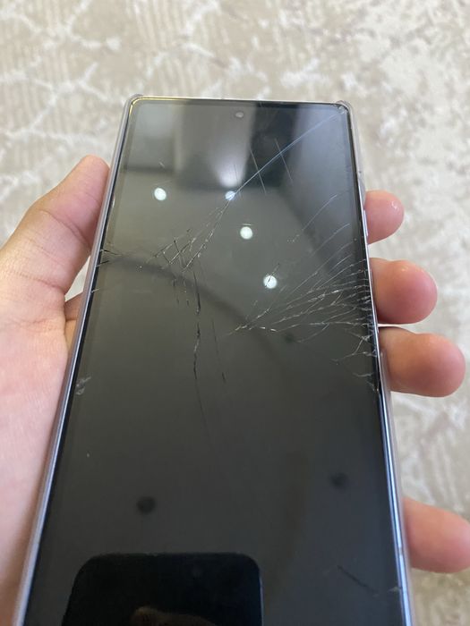 обменяю пиксель 7а pixel 7a 128gb