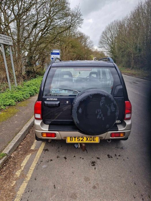 Suzuki grand vitara 2.0i на части