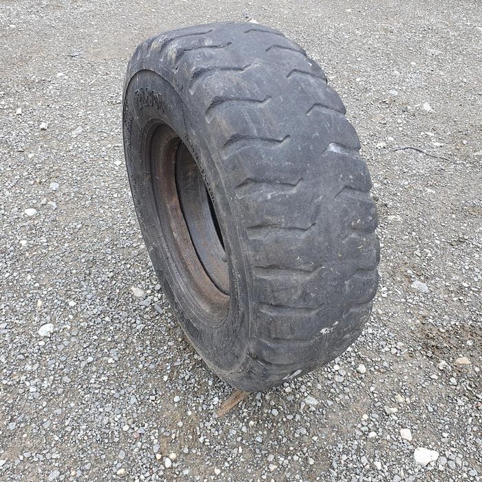 Cauciucuri 5.00-8  Bkt Anvelope REZISTENTE tractor