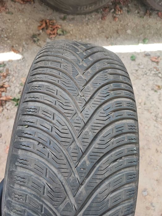 Зимни гуми 205/60R16 92H BF GOODRICH - 2 броя
