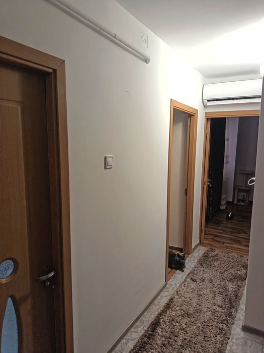 Vand apartament 3 camere decomandat
