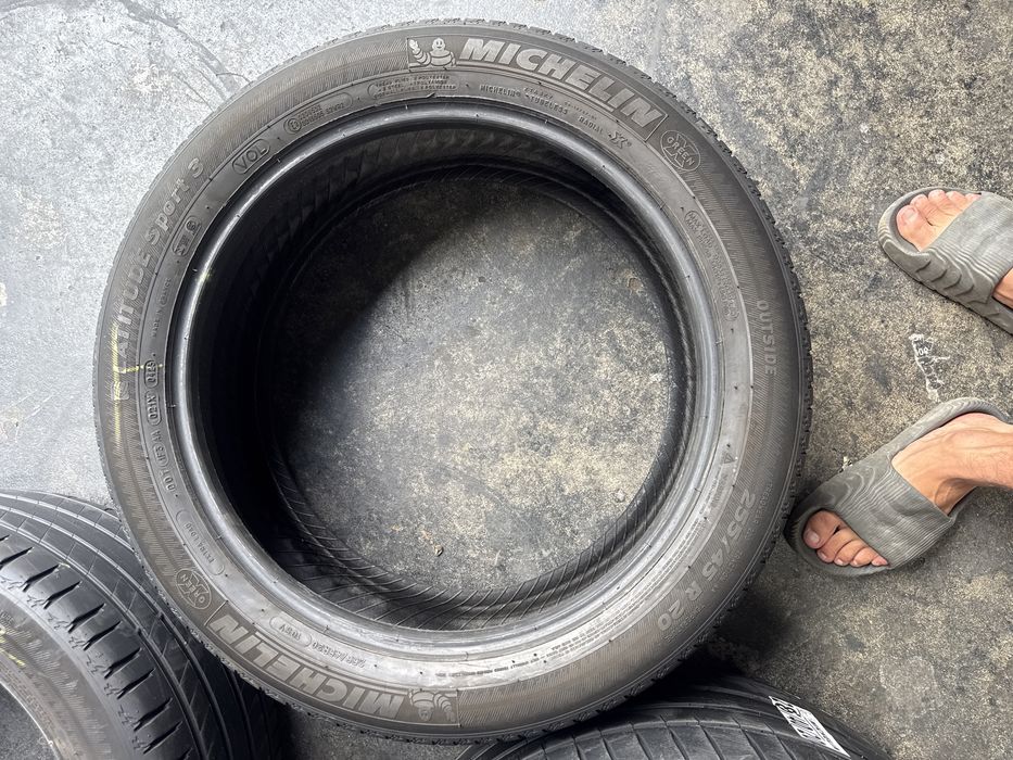 285/40/20 - 255/45/20 Michelin