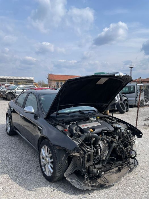Продавам Alfa Romeo 159 1.9 JTDm 8V, 2007 г. 165k– на части