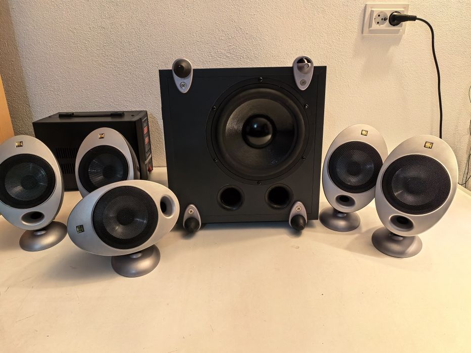 Sistem audio KEF subwoofer PSW 2000 sateliti HTS 2001 speakere boxe