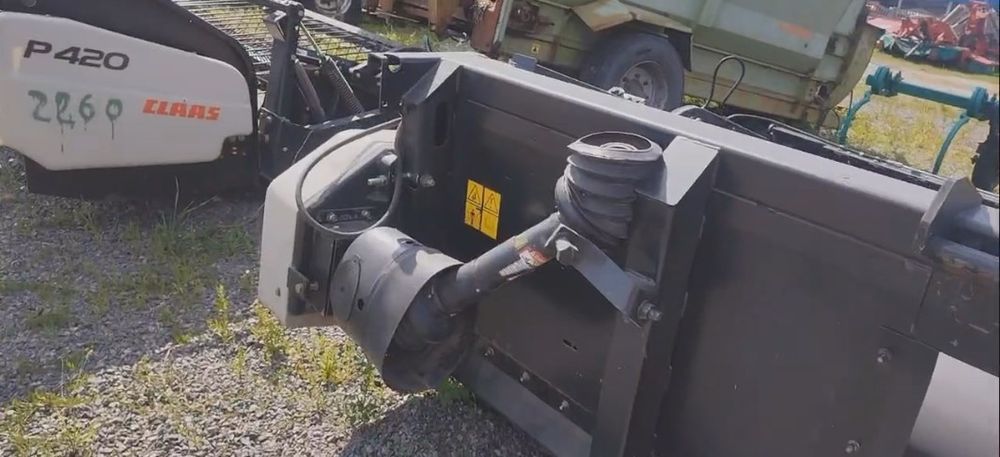 Подборщик на CLAAS