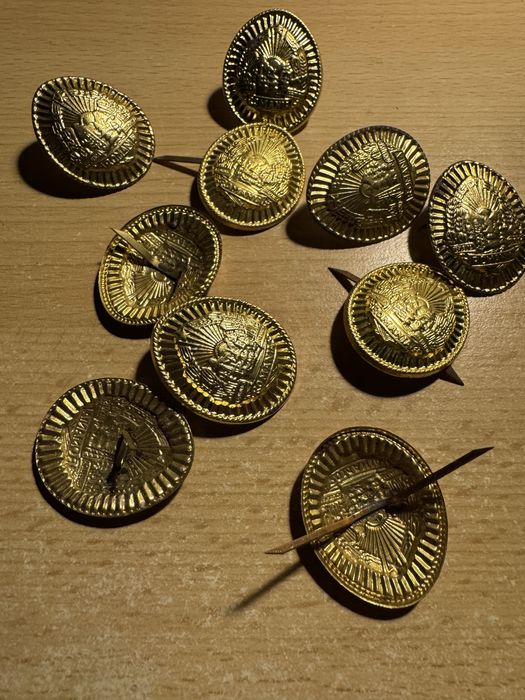 Lot insgne comuniste pt soldati RSR