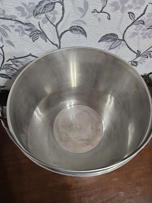 Продам бидон и ведро НЖ