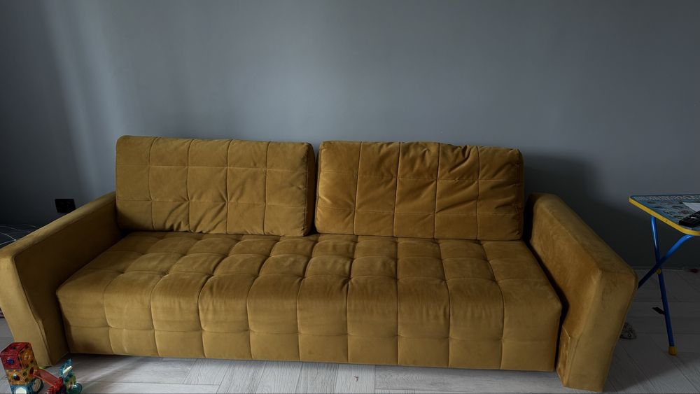 Продам диван в хорошем состоянии