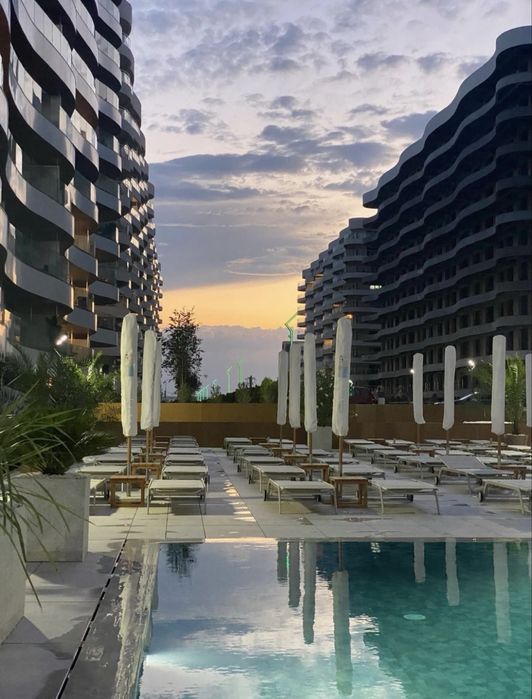 Inchiriez apartament prima linie la mare in Mamaia nord