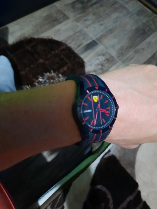 Ceas ferrari !!!