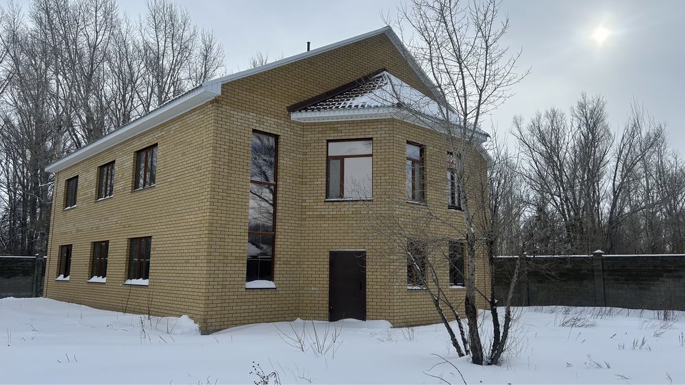 Дом за базой отдыха ТАУ