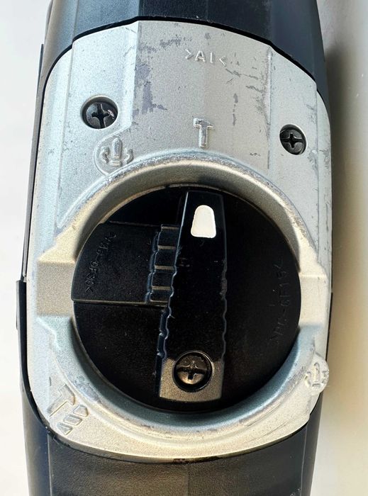 Makita HR4011C - Комбиниран перфоратор / къртач 1100W 9.5J