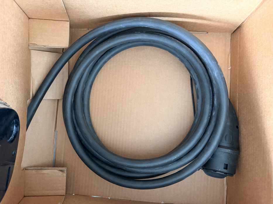 Stație de încărcare Wallbox Pulsar Plus 22kW, Statie de incarcat auto, statii incarcare masini electrice 22kw
