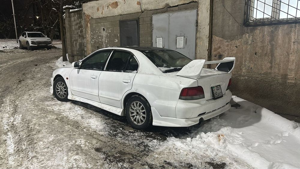 Бампер на Galant 8 из стеклопластика
