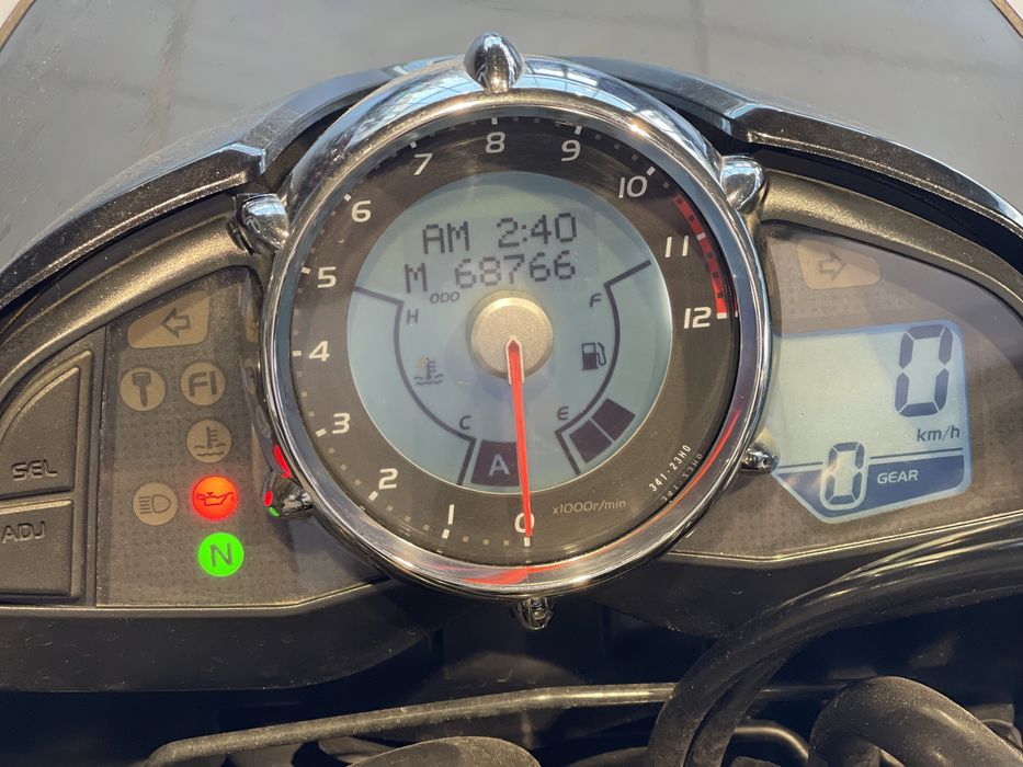 Suzuki B-King GSX 1300