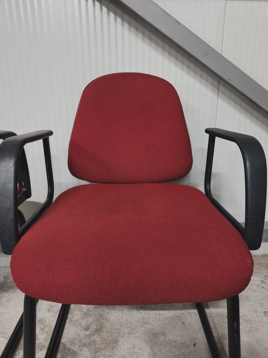 Офис стол налични 7 броя