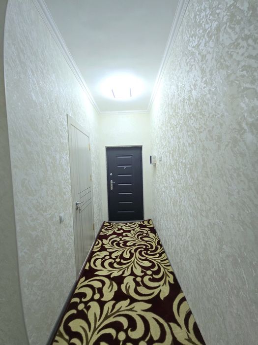 Срочно в новостройке 2х комнатная 2 этаж!