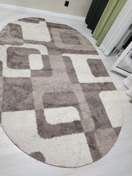 Продам ковер размер 2-3 и 2,5-3,5