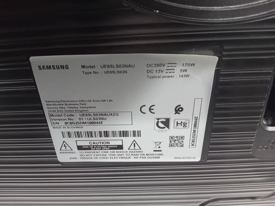 Телевизор Samsung Smart 65 инча