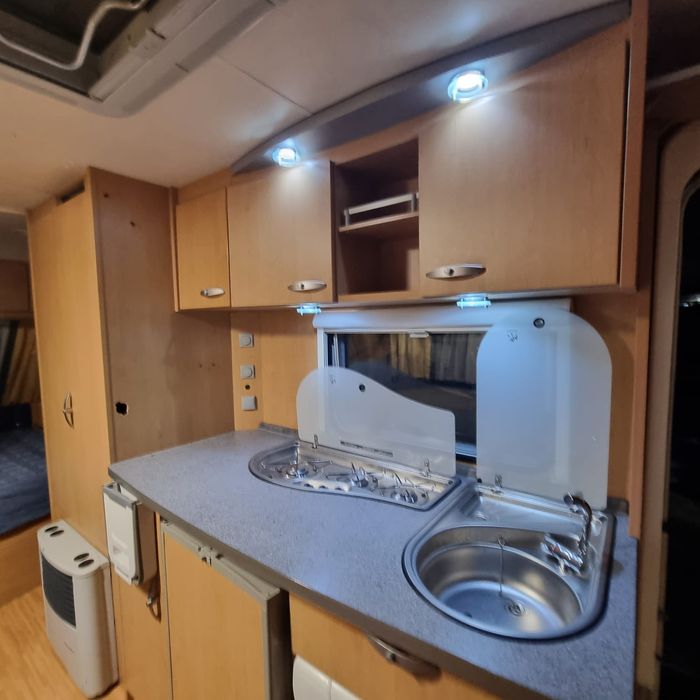 Прицеп дом на колесах 5 мест