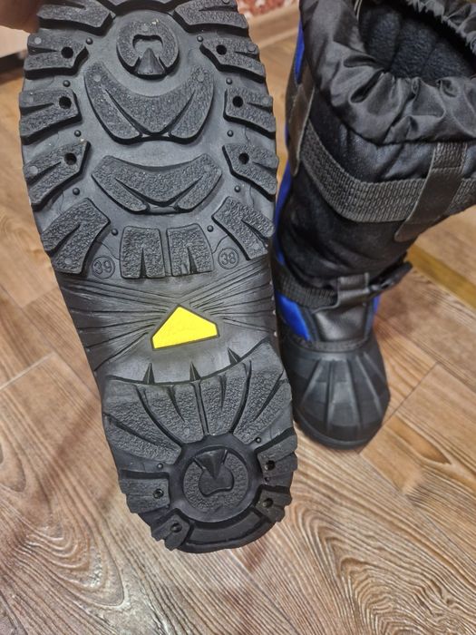 Продам сапоги зимние 38 размер