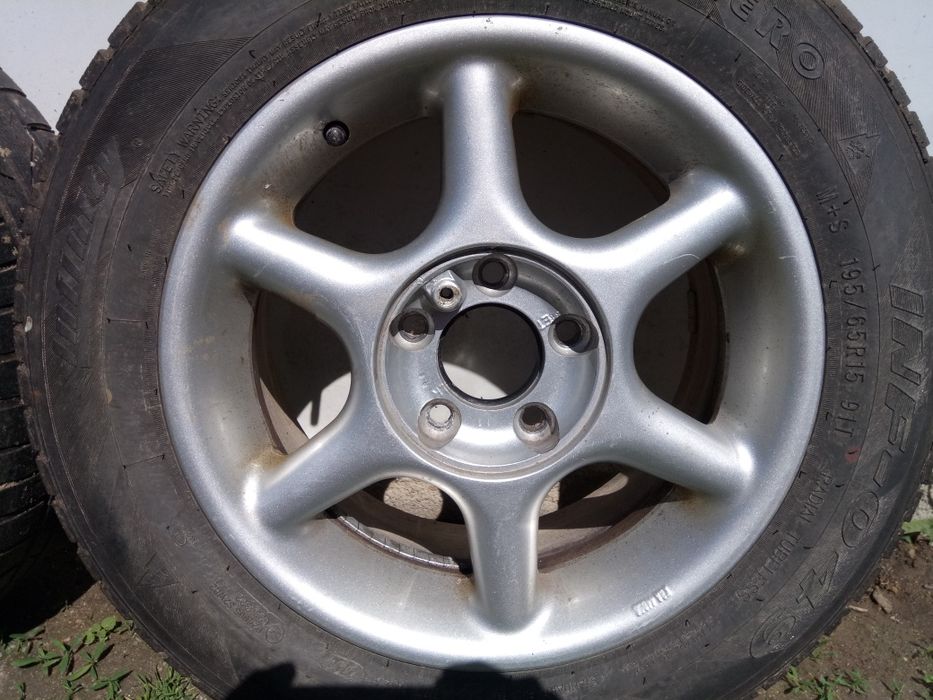 Genti aluminiu cu cauciucuri  pentru skoda 2007 195/65/15