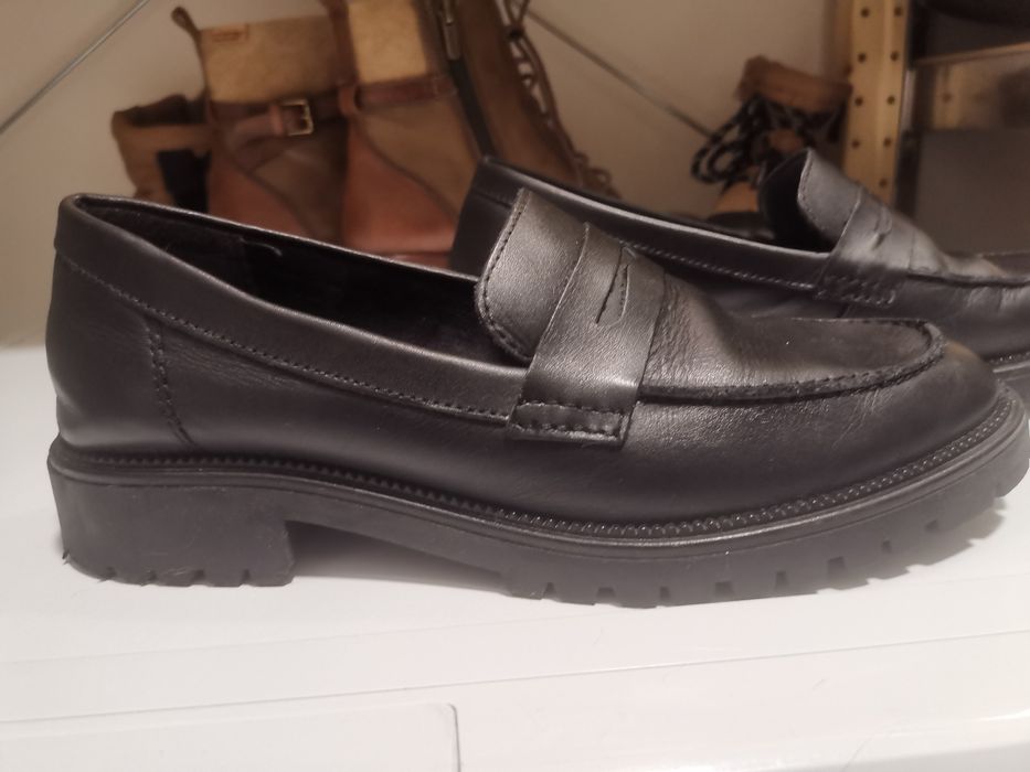 Дамски лоуфъри черни, 40 номер