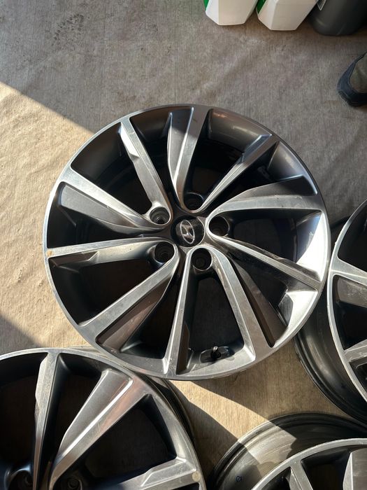 Продам диски на 18 размер