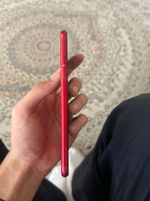 iphone 8+ в хорошем состояние