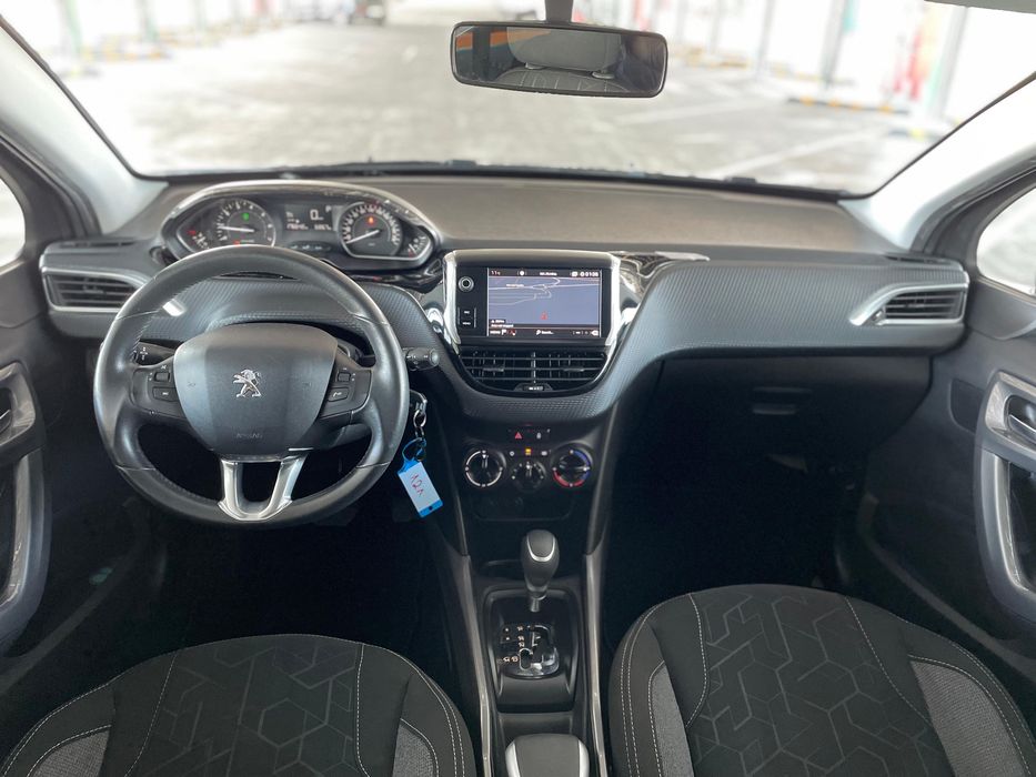 Peugeot 2008 PureTech 1.2 Automat/2017/NAVI/GARANTIE/RATE