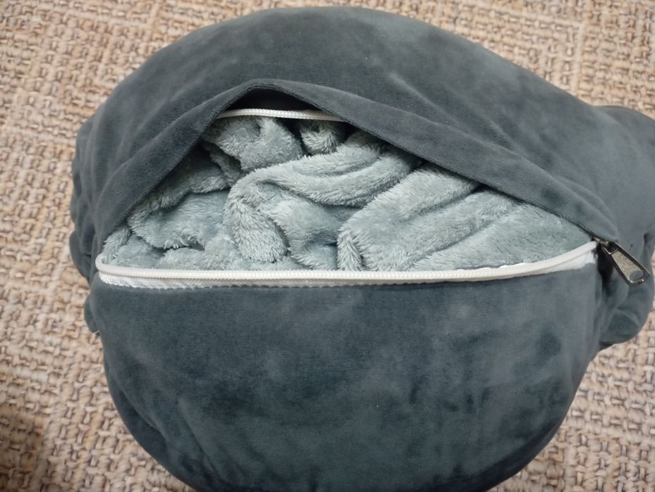 Продаю подушку лапку