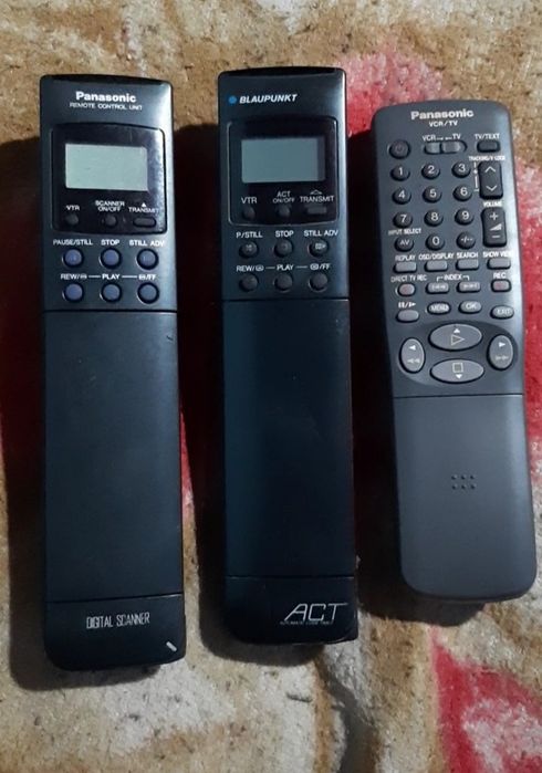 Vând telecomandă originale telecomenzi  stare bună