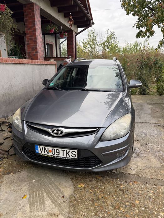 HYUNDAI i30 2010 — imagine 4
