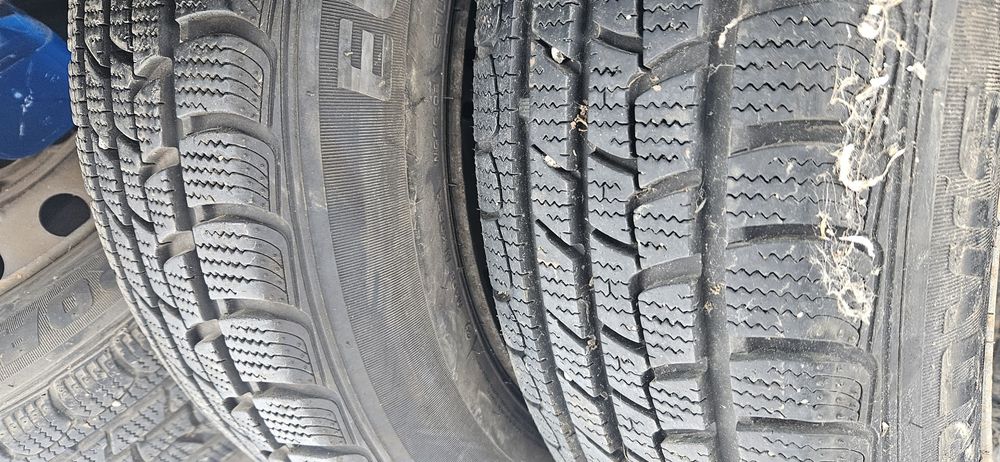 175/65/15 roadstone 7.34мм всесезоннии гуми дот 2420 4 броя