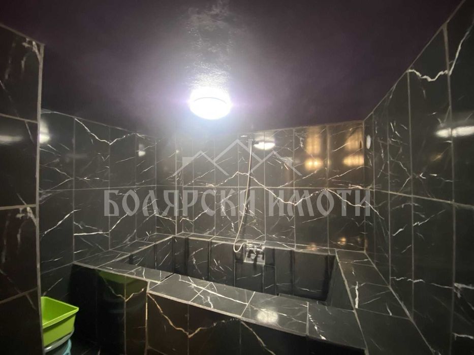 Дава се под наем Офис в Велико Търново, Център - 90 кв.м за 598.23 € - Снимка #7