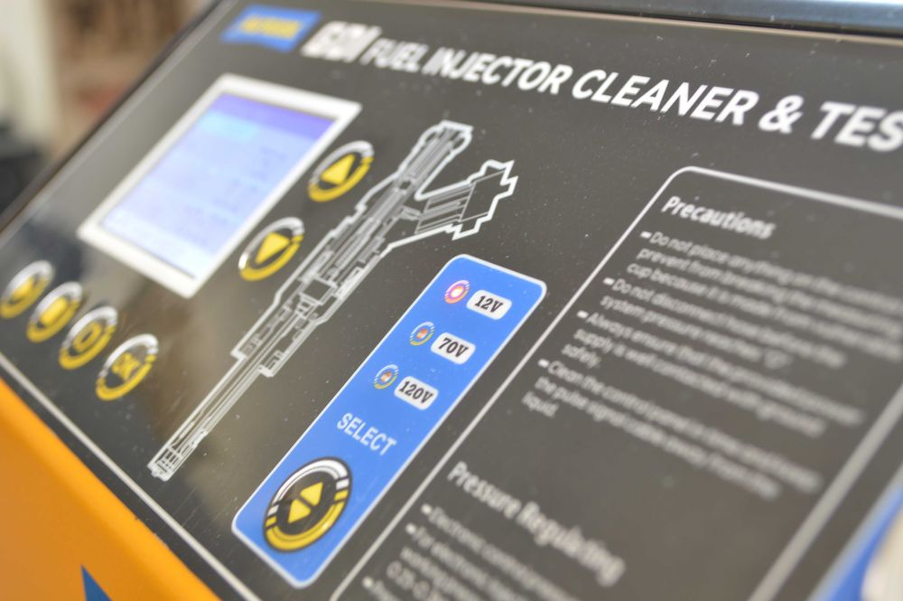 Професионално почистване и тест на бензинови , газови и метанови дюзи